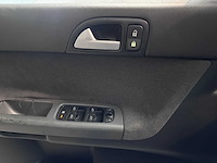 Volvo - v50 - 2.4i momentum - 11-rb-rz- 2005 - afbeelding 2 van  7