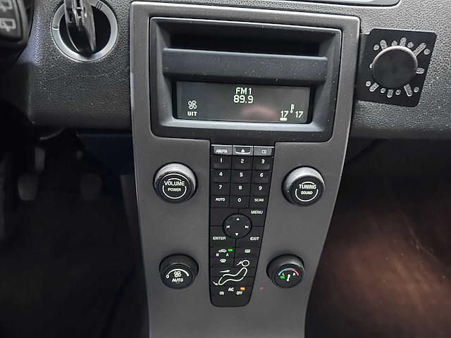 Volvo - v50 - 2.4i momentum - 11-rb-rz- 2005 - afbeelding 3 van  7