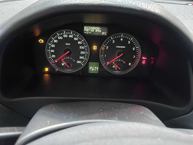 Volvo - v50 - 2.4i momentum - 11-rb-rz- 2005 - afbeelding 7 van  7