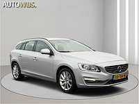 Volvo - v60 - 1.6 d2 r-design - xd-784-n- 2013 iaw - afbeelding 4 van  17