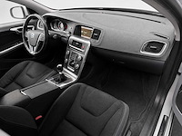 Volvo - v60 - 1.6 d2 r-design - xd-784-n- 2013iaw - afbeelding 5 van  15