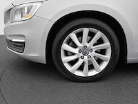 Volvo - v60 - 1.6 d2 r-design - xd-784-n- 2013iaw - afbeelding 12 van  15