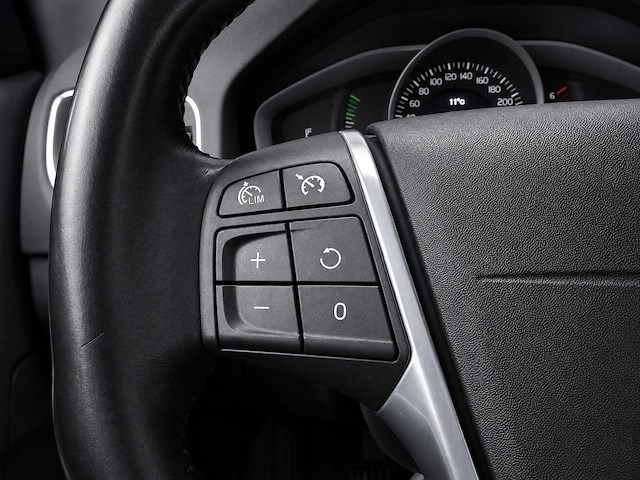 Volvo - v60 - 1.6 d2 r-design xd-784-n- 2013 iaw - afbeelding 6 van  15