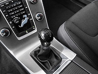 Volvo - v60 - 1.6 d2 r-design xd-784-n- 2013 iaw - afbeelding 7 van  15