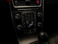 Volvo - v60 - 1.6 t3 momentum 2014 pd-110-t iaw - afbeelding 9 van  24