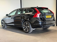 Volvo - v60 - 1.6 t3 momentum 2014 pd-110-t iaw - afbeelding 12 van  24
