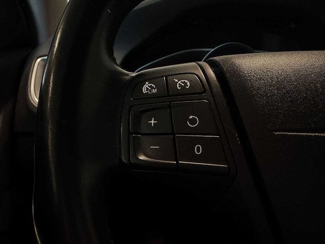 Volvo - v60 - 1.6 t3 momentum 2014 pd-110-t iaw - afbeelding 20 van  24