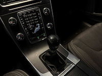 Volvo - v60 - 1.6 t3 momentum 2014 pd-110-t iaw - afbeelding 3 van  16