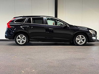 Volvo - v60 - 2.0 d3 - car - 2014|sh-661-p|iaw - afbeelding 14 van  24