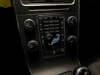 Volvo - v60 - 2.0 d3 - car - 2014|sh-661-p|iaw - afbeelding 23 van  24