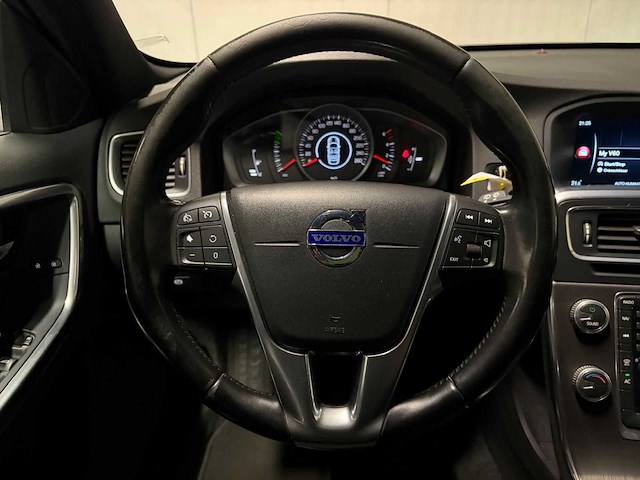 Volvo - v60 - 2.0 d3 - car - 2015|zf-469-f|iaw - afbeelding 4 van  28