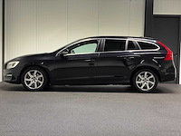 Volvo - v60 - 2.0 d3 - car - 2015|zf-469-f|iaw - afbeelding 14 van  28
