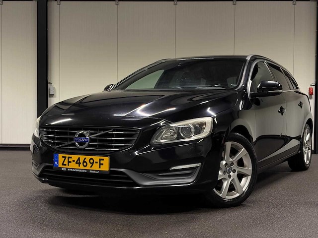 Volvo - v60 - 2.0 d3 - car - 2015|zf-469-f|iaw - afbeelding 20 van  28