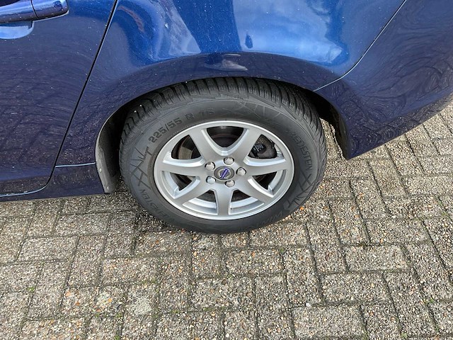 Volvo - v60 - 2.0 d3 o. race bns - personenauto - 2015 - afbeelding 17 van  25