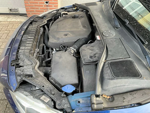 Volvo - v60 - 2.0 d3 o. race bns - personenauto - 2015 - afbeelding 14 van  31