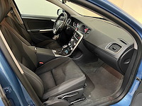 Volvo - v60 - hybride- 2.4 d6 awd - pl.i momentem - personenauto - 2014 - afbeelding 4 van  24