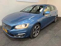 Volvo - v60 - hybride- 2.4 d6 awd - pl.i momentem - personenauto - 2014 - afbeelding 1 van  24