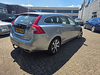 Volvo - v60 plug in hybrid - d6 awd plugin-hybrid summum - 2013 - personenauto - 9-kkx-46 - afbeelding 13 van  19