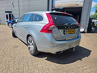 Volvo - v60 plug in hybrid - d6 awd plugin-hybrid summum - 2013 - personenauto - 9-kkx-46 - afbeelding 15 van  19