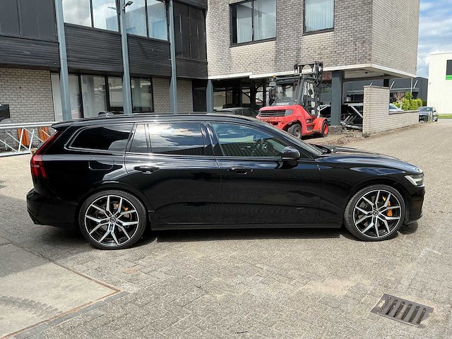 Volvo - v60 t8 - awd polestar engineerd, full option - car - 2020 - afbeelding 29 van  32