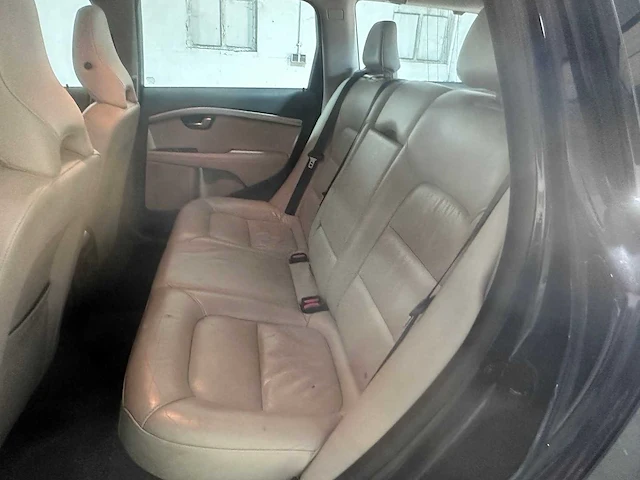 Volvo - v70 - 1.6 t4 lim. edition - 45-spp-6- 2011 - afbeelding 7 van  24