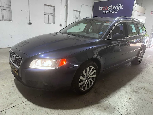 Volvo - v70 - 1.6 t4 lim. edition - 45-spp-6- 2011 - afbeelding 1 van  24