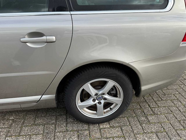 Volvo - v70 - 2.0 d2 dynamic ed. - personenauto - 2016 - afbeelding 5 van  7