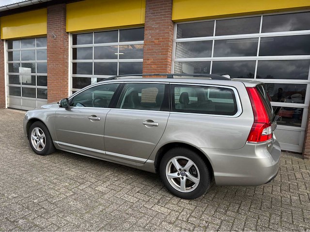 Volvo - v70 - 2.0 d2 dynamic ed. - personenauto - 2016 - afbeelding 6 van  7