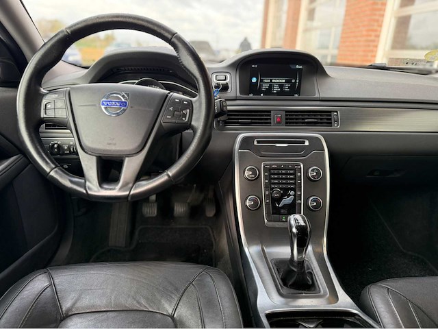 Volvo - v70 - 2.0 d2 dynamic ed. - personenauto - 2016 - afbeelding 3 van  24