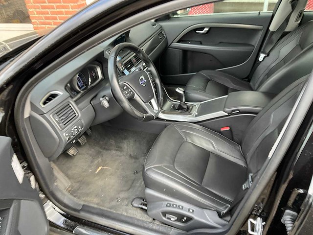 Volvo - v70 - 2.0 d3 polar+ - personenauto - 2016 - afbeelding 2 van  29