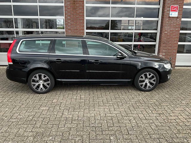 Volvo - v70 - 2.0 d3 polar+ - personenauto - 2016 - afbeelding 23 van  29