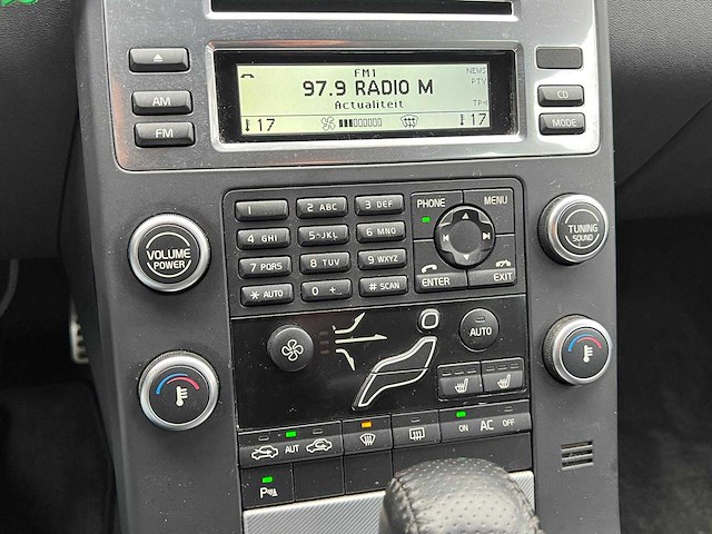 Volvo - v70 - 2.0t r-edition - 65-pjj-2 - 2011 - afbeelding 6 van  19