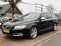 Volvo - v70 - 2.0t r-edition - 65-pjj-2 - 2011 - afbeelding 1 van  19