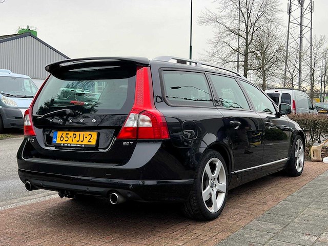 Volvo - v70 - 2.0t r-edition - 65-pjj-2 - 2011 - afbeelding 15 van  19