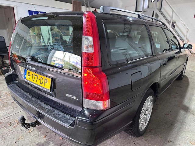 Volvo - v70 - 2.4 bi-fuel/cng ed. ii - r-177-dp- 2005 - afbeelding 13 van  18