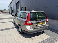 Volvo - v70 - 2.4 d5 summum - personenauto - 2008 - afbeelding 3 van  26