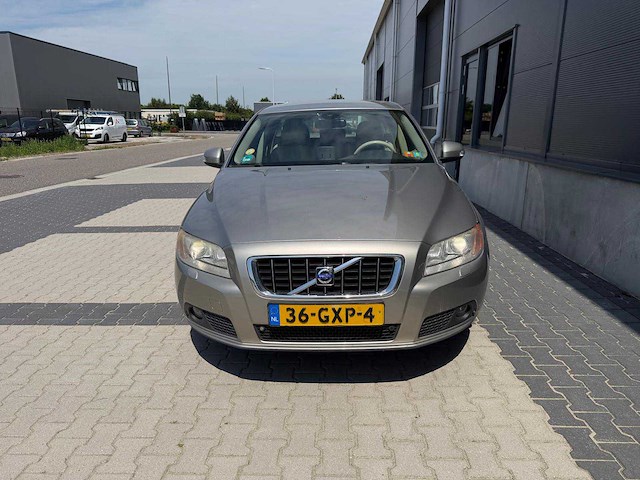 Volvo - v70 - 2.4 d5 summum - personenauto - 2008 - afbeelding 7 van  26