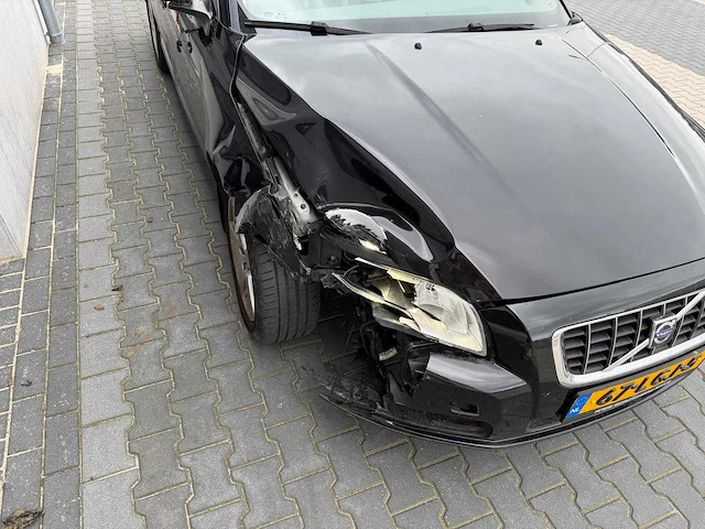 Volvo - v70 - 2.4 d5 summum - schade auto - personenauto - 2008 - afbeelding 22 van  41