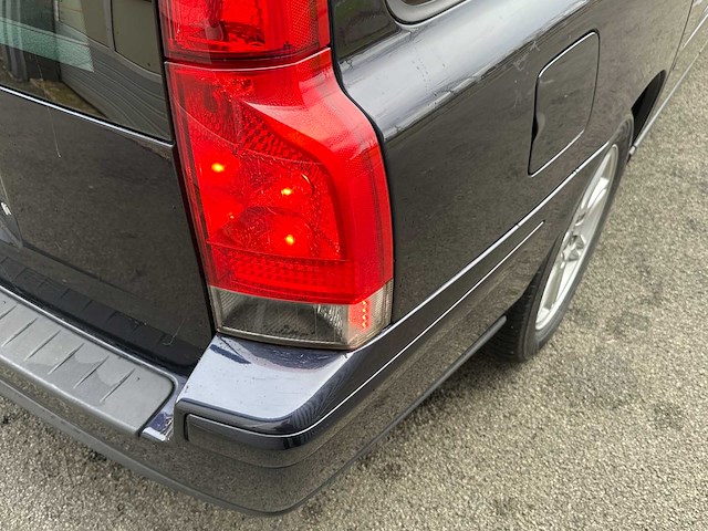 Volvo - v70 - 2.4 momentum - car - 2006 - afbeelding 9 van  35