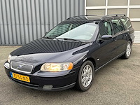 Volvo - v70 - 2.4 momentum - car - 2006 - afbeelding 1 van  35