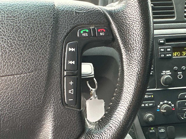 Volvo - v70 - 2.4 momentum - car - 2006 - afbeelding 35 van  35