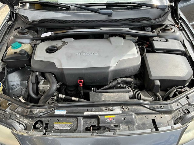 Volvo - v70 - 2.4d edition sport - personenauto - 2006 - afbeelding 15 van  27