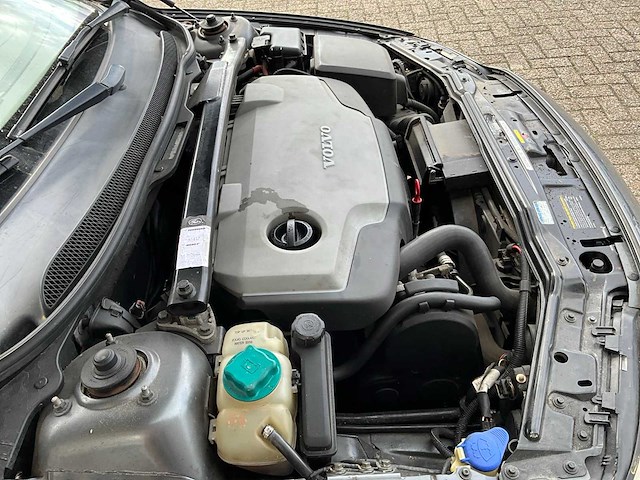 Volvo - v70 - 2.4d edition sport - personenauto - 2006 - afbeelding 17 van  27