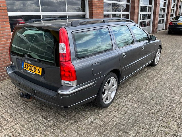 Volvo - v70 - 2.4d edition sport - personenauto - 2006 - afbeelding 23 van  27