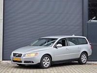 Volvo - v70 - 2.4d limited edition - 2009 - personenauto - 64-jgz-9 - afbeelding 1 van  28
