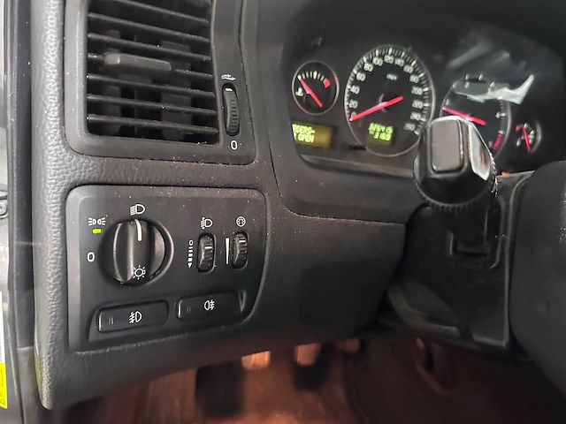 Volvo - v70 - 2.4d summum - px-091-x - afbeelding 4 van  22