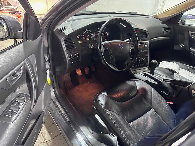 Volvo - v70 - 2.4d summum - px-091-x - afbeelding 6 van  6