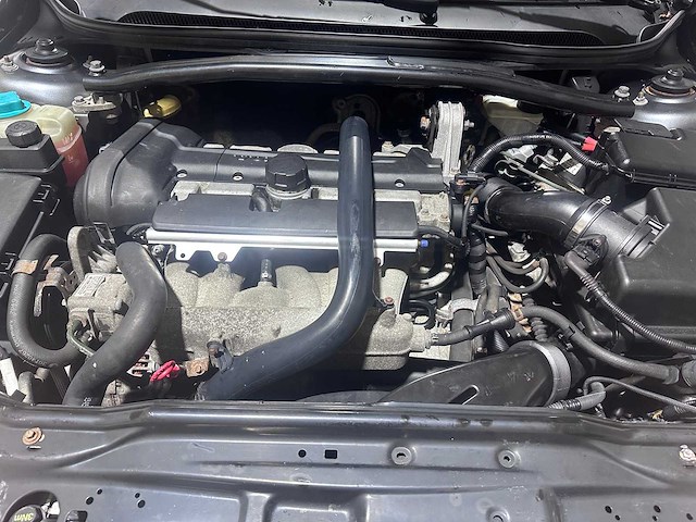 Volvo - v70 - 2.5 t automaat- hbg-88-t - afbeelding 10 van  19