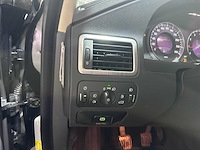 Volvo - v70 - 2.5 turbo momentum - 47-zj-xr- 2008 - afbeelding 2 van  17