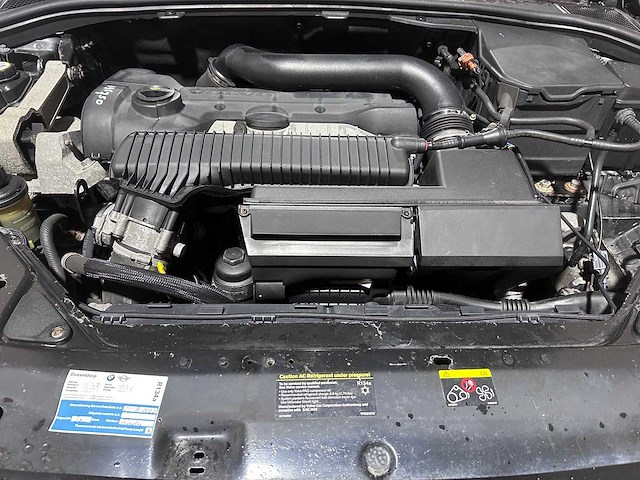 Volvo - v70 - 2.5 turbo momentum - 47-zj-xr- 2008 - afbeelding 8 van  17